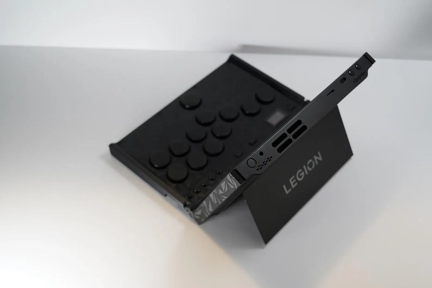 Game / Arcade cover - fits Lenovo Legion Go 2